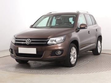 Volkswagen Tiguan I SUV Facelifting 1.4 TSI BlueMotion 160KM 2015 VW Tiguan 1.4 TSI, Salon Polska, Serwis ASO, GAZ, zdjęcie 1