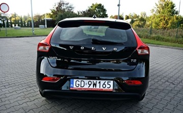 Volvo V40 II Hatchback 1.5 T2 DRIVE-E 122KM 2015 Volvo V40 Lift Automat, Nawigacja, Park Assistant, Grzana szyba, Bezwypadk, zdjęcie 7