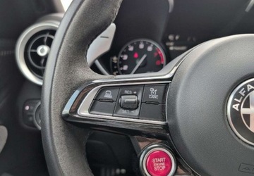 Alfa Romeo Giulia II Sedan Facelifting 2.9 Turbo 510KM 2022 Alfa Romeo Giulia 2.9 Bi Turbo V6 Quadrifoglio SalonPL FVat Bogaty 510KM, zdjęcie 18