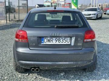 Audi A3 8P Hatchback 3d 3.2 VR6 250KM 2005 Audi A3 3-drzwiowe A3 3.2 VR6 DSG Quattro, zdjęcie 6