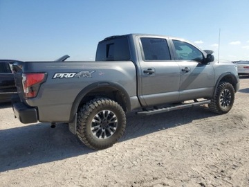 Nissan Titan 2021 Nissan Titan SV 2021 5.6l 5.6 Benzyna 400KM, zdjęcie 3
