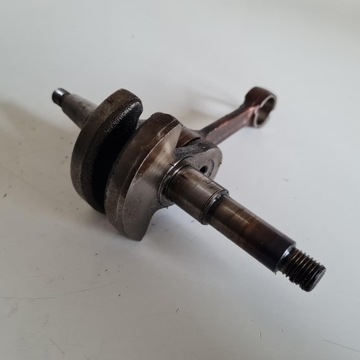 NAC YD45 WAŁ KORBOWY KORBOWÓD