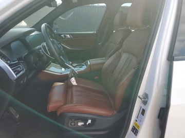 BMW X5 G05 2023 BMW X5 M50i 2023 4.4l 4.4 Benzyna 523KM, zdjęcie 7