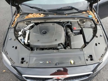 Volvo S90 II 2018 Volvo S90 T5 Momentum 2018 2.0l 2.0 Benzyna 250KM, zdjęcie 6