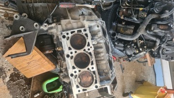 CHRYSLER SEBRING 2,7 BLOK MOTORU