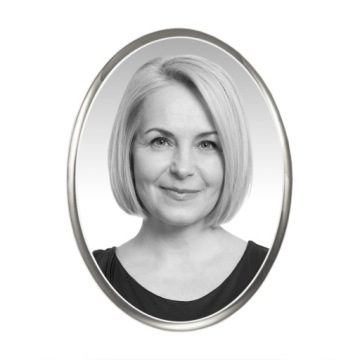 МОГИЛА ДЛЯ ФОТОГРАФИИ ОВАЛЬНАЯ ЧЕРНАЯ/БЕЛАЯ СЕРЕБРЯНАЯ РАМА 13x18см