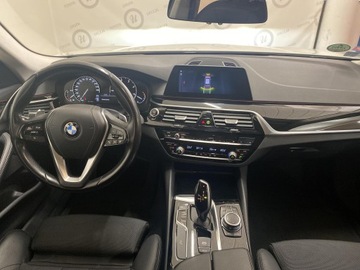 BMW Seria 5 G30-G31 Limuzyna 518d 150KM 2019 BMW Seria 5 518d G30/G31 (2017-) BMW 5, Diesel, sa, zdjęcie 2