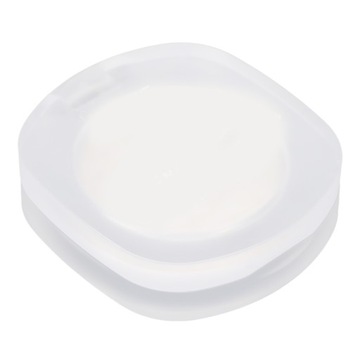 Стойкая осветляющая пудра с блестками