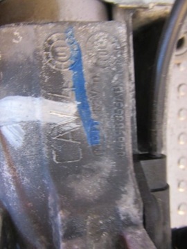 DURANGO I 4.7I 2001 TYČ SLOUPEC VOLANT