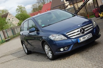 Mercedes Klasa B W246 Sports Tourer 180 BlueEFFICIENCY 122KM 2012 Mercedes B-Klasa Automat W246 Przebieg 78TKm Alu+Zima LED, zdjęcie 2