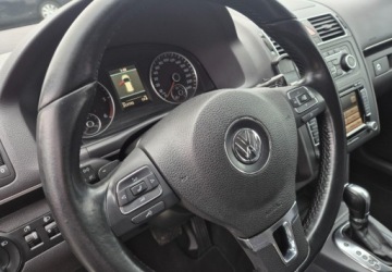 Volkswagen Touran II 2.0 TDI 170KM 2011 Volkswagen Touran 2,0 170KM Automat DSG Highline Navi Kamera PDC 2.0 Diesel, zdjęcie 5