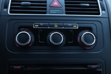 Volkswagen Touran II 1.4 TSI 140KM 2010 VW Touran 1.4 TSI, Klima, Tempomat, zdjęcie 15