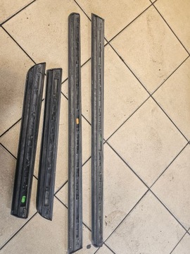 AUDI A4 B6 B7 LIŠTA DVEŘE S-LINE LEVÝ PŘEDNÍ LZ9Y