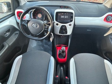 Toyota Aygo II Hatchback 5d 1.0 VVT-i 69KM 2016 TOYOTA AYGO 1.0 (KGB40), zdjęcie 14