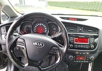 Kia Ceed I SW Facelifting 1.6 CRDi VGT 128KM 2012 Kia Ceed Kia Ceed 1.6 CRDi 128 ISG SW Platinum..., zdjęcie 17