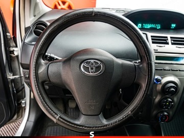 Toyota Yaris II Hatchback 5d 1.4 D-4D 90KM 2009 TOYOTA Yaris 1.4 D-4D Hatchback 90KM 2009, zdjęcie 10
