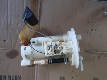 MITSUBISHI GRANDIS 2.4 B ČERPADLO PALIVA 03- ORIGINÁLNÍ