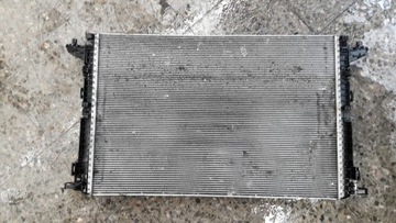 8W0121251AA CHLADIČ VODY AUDI A4 B9 3.0