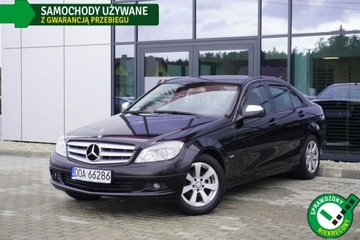 Mercedes Klasa C W204 Limuzyna 1.8 180 K 156KM 2008 Mercedes C 180 Grzane fotele Climatronic Elektryka