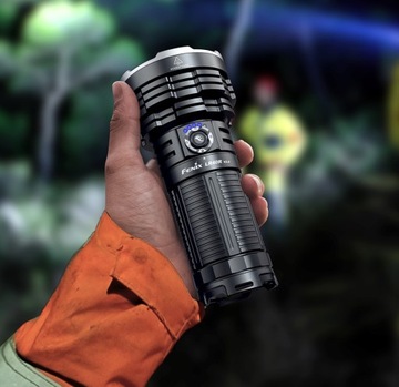 Fenix ​​LR40R V2.0 Светодиодный фонарик 15000 лм 900 м USB-C