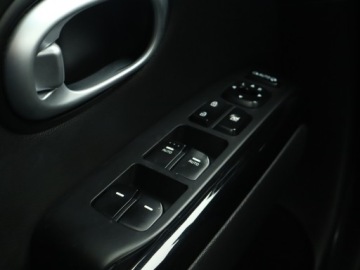 Kia Soul II 1.6 VGT CRDi 128KM 2015 Kia Soul 1.6 CRDI, Automat, Skóra, Navi, Klima, zdjęcie 16