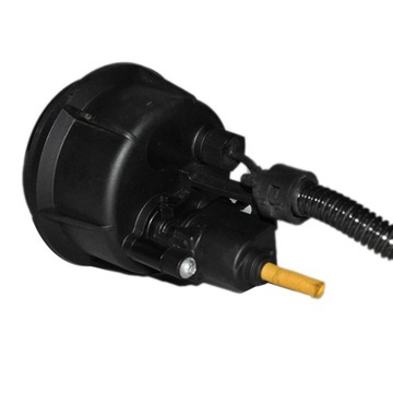 KLIKA VNĚJŠÍ KRYT KUFRU W638 V TŘÍDA 1999-2003