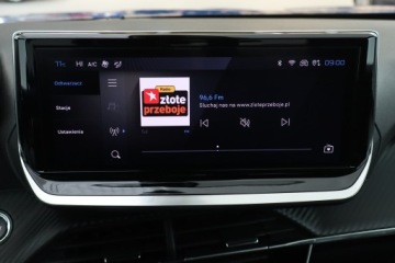 Peugeot 2008 II SUV Facelifting 1.2 PureTech 130KM 2024 Peugeot 2008 1.2 PureTech, Salon Polska, zdjęcie 12