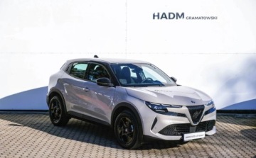 Alfa Romeo Junior 2025 Alfa Romeo Junior Alfa Romeo Junior 1.2 Hybryda 145KM