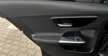 Mercedes Klasa C W206 Limuzyna 1.5 180 170KM 2025 Mercedes-Benz Klasa C SalonPL AMG Line Pakiet Night LED KEYLESS Gwarancja, zdjęcie 19