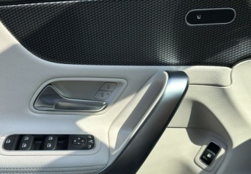 Mercedes CLA C118/X118 Shooting Brake Plug-In 1.3 250e 218KM 2022 Mercedes-Benz CLA Plug-In Kamera360 Navi Night Package Led Podgrzewan, zdjęcie 37