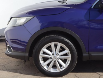 Nissan Qashqai II Crossover 1.2 DIG-T 115KM 2014 Nissan Qashqai 1.2 DIG-T, Salon Polska, Navi, zdjęcie 12