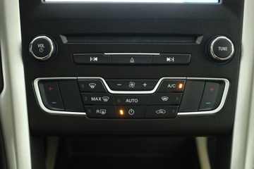 Ford Mondeo V Kombi 2.0 TDCi 150KM 2018 Ford Mondeo 2.0 TDCI, Salon Polska, Klima, zdjęcie 12