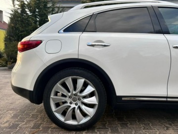 Infiniti QX70 3.7 V6 320KM 2017 Infiniti QX70 S Premium 3.7 V6 320KM | PO REMONCIE, zdjęcie 25