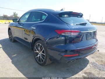 Maserati Levante 2022 Maserati Levante Modena 2022 3.0l 3.0 Benzyna 424KM, zdjęcie 3