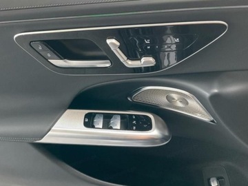 Mercedes Klasa E W214 Sedan 2.0 220d 197KM 2025 E Klasa 220 d 4-Matic Avantgarde 2.0 (197KM) 2025, zdjęcie 13