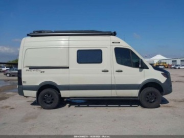 Mercedes Sprinter III 2021 Mercedes-Benz Sprinter Mercedes-Benz Sprinter Crew Van 2500 Standard Roof, zdjęcie 5
