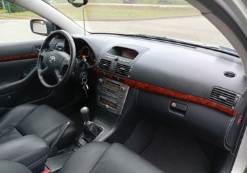 Toyota Avensis II Sedan 2.0 VVT-i 147KM 2003 Toyota Avensis Zarejestrowany - benzyna - 2,0 - przebieg 161.000 km 2.0, zdjęcie 12
