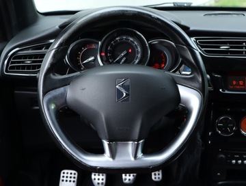 DS 3 Hatchback (Citroen) 1.6 HDi 112KM 2011 Citroen DS3 1.6 HDi, Klima, Klimatronic, Tempomat, zdjęcie 18