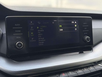 Skoda Octavia IV Liftback 1.0 TSI EVO 110KM 2022 Skoda Octavia Ambition Czujniki parkowania przodtyl Lane Assist Faktura Va, zdjęcie 23