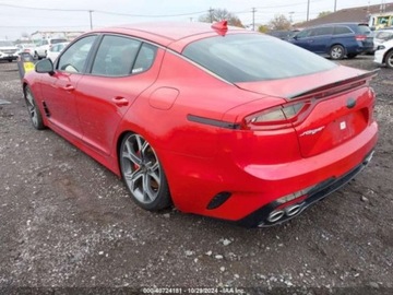 Kia Stinger Liftback 3.3 T-GDi 366KM 2018 Kia Stinger 2018 Kia Stinger GT AWD 3.3 Benzyna 365KM, zdjęcie 2