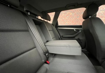 Audi A4 B6 Sedan 2.0 20V 131KM 2003 Audi A4 Avant Klima Alu Super stan Warszawa gwarancja w cenie VRAA 2.0, zdjęcie 18