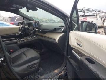 Toyota Sienna III 2025 Toyota Sienna Platinum 2025 2.5 Hybryda 245KM, zdjęcie 9