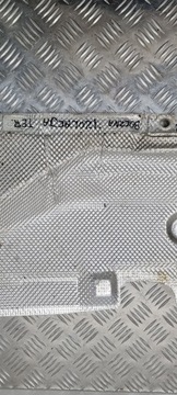 BMW F20 F30 Боковая теплоизоляция СПРАВА 7241768