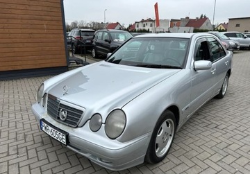 Mercedes Klasa E W210 2000