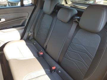 Dodge 2025 Jeep Avenger SUMMIT MHEV 1.2 T3 110 KM AT fwd, zdjęcie 9