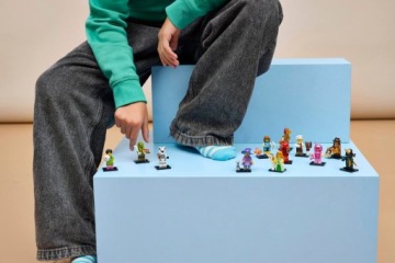71052 — LEGO Minifigures — Серия 29 — Набор из 12 шт.