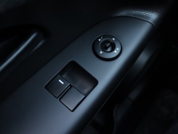 Kia Venga Mikrovan 1.6 DOHC CVVT 125KM 2013 Kia Venga 1.6 CVVT, Salon Polska, 1. Właściciel, zdjęcie 17