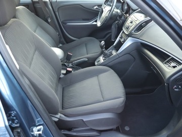 Opel Zafira C Tourer 1.6 CDTI ECOTEC 136KM 2013 Opel Zafira Tourer 1.6 CDTI, Navi, Klima, zdjęcie 8