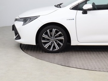 Toyota Corolla XII 2021 Toyota Corolla 2.0 Hybrid, Salon Polska, zdjęcie 13