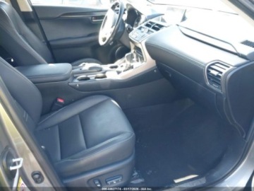 Lexus NX I 2017 Lexus NX 2017 r., 2,0L 200 T AWD 2.0 Benzyna 235KM, zdjęcie 7